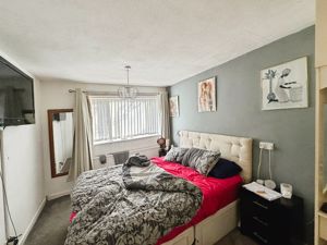 Bedroom- click for photo gallery